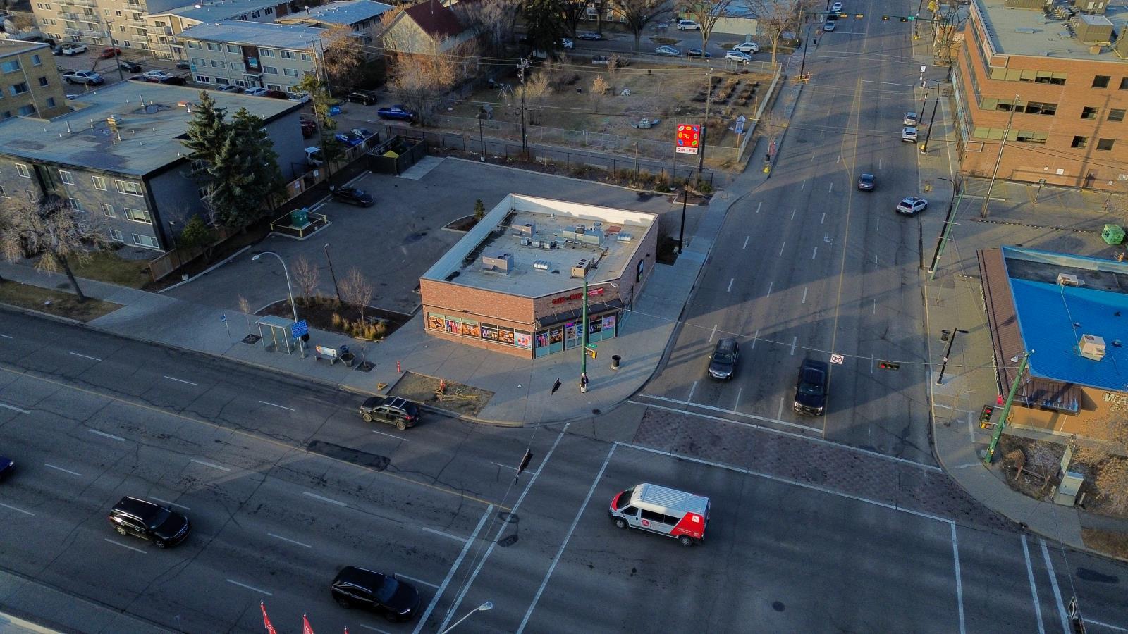 10909 107 Avenue Nw, Edmonton, AB