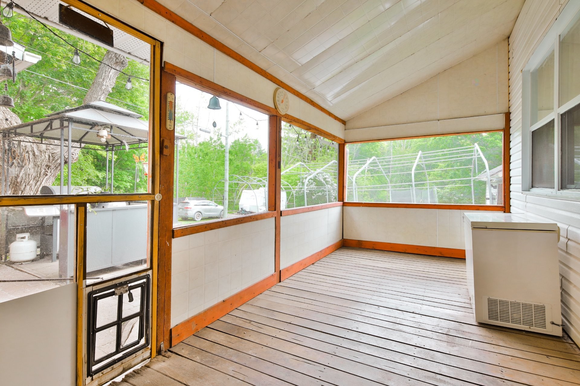 Sun Room - 1138 Ch. Hallé E., Brigham, QC - Indoor Photo Showing Other Room