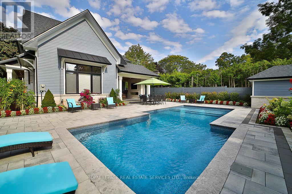 1301 Twin Oaks Dell, Mississauga, ON - Outdoor With In Ground Pool With Deck Patio Veranda