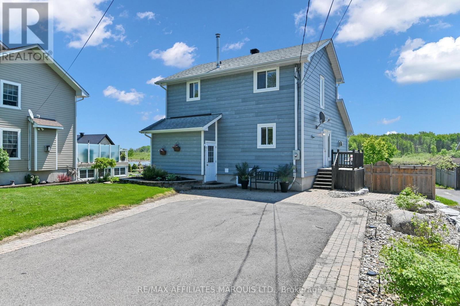 19414 Malibu Lane, South Glengarry, ON - Outdoor