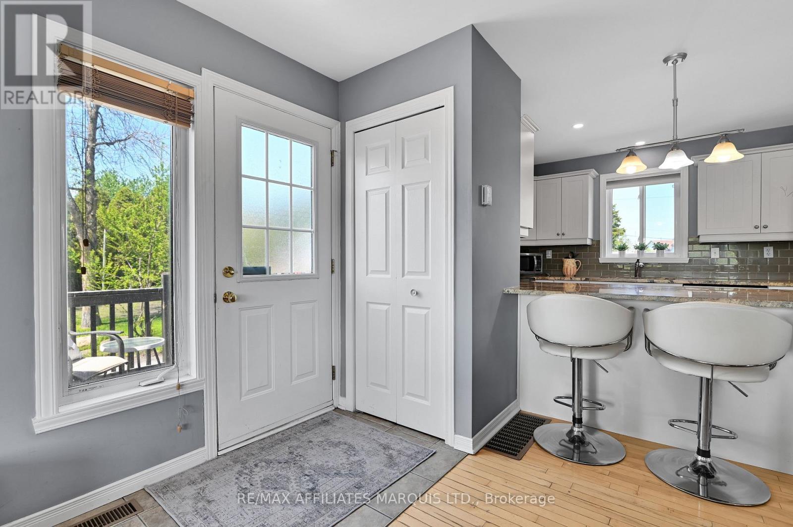 19414 Malibu Lane, South Glengarry, ON - Indoor