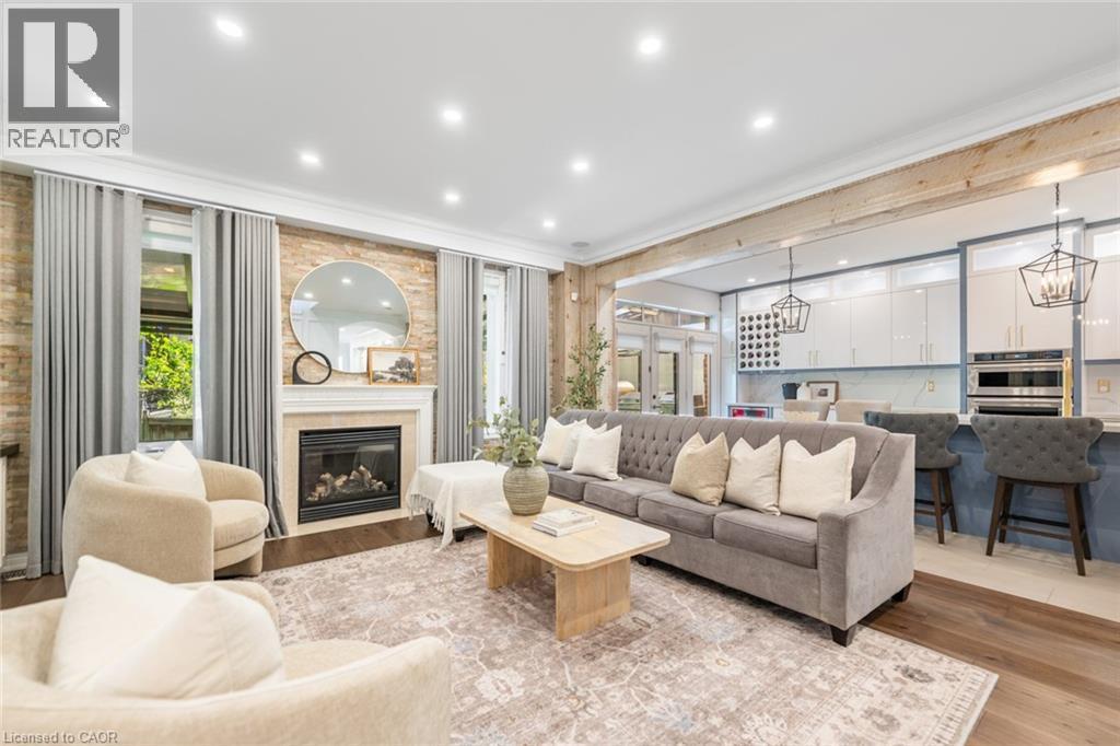 3340 Terra Cotta Lane, Burlington, ON - Indoor Photo Showing Living Room With Fireplace