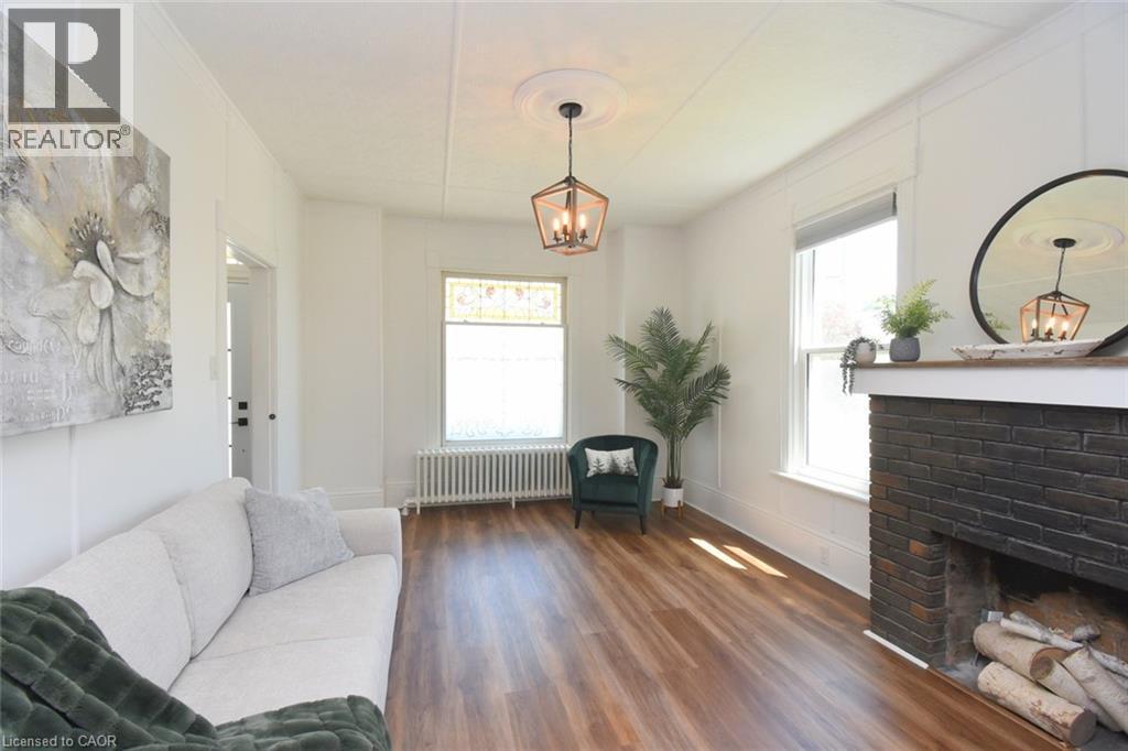 89 Lynden Road, Lynden, ON