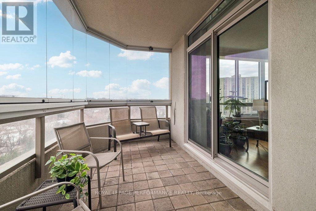 Enclosed Balcony with Windows that Open if Desired - 905 - 1480 Riverside Drive, Ottawa, ON - Outdoor With Balcony With Exterior