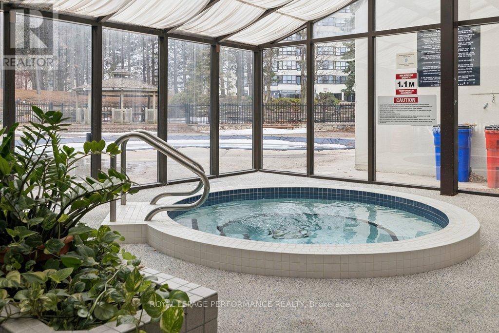 905 - 1480 Riverside Drive, Ottawa, ON - Indoor Photo Showing Other Room