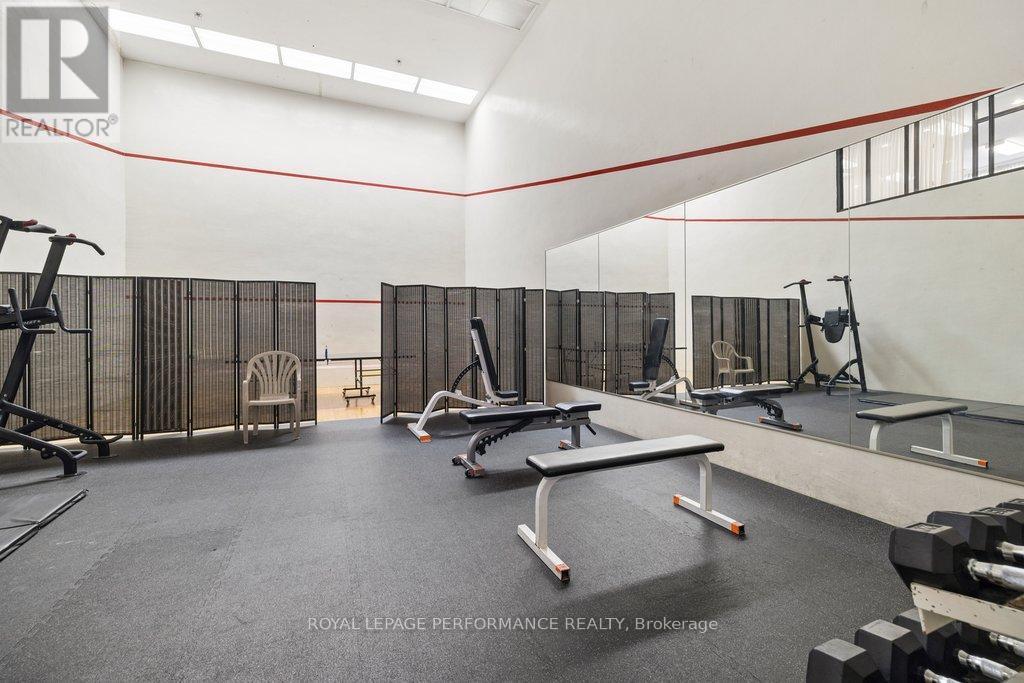 905 - 1480 Riverside Drive, Ottawa, ON - Indoor Photo Showing Gym Room