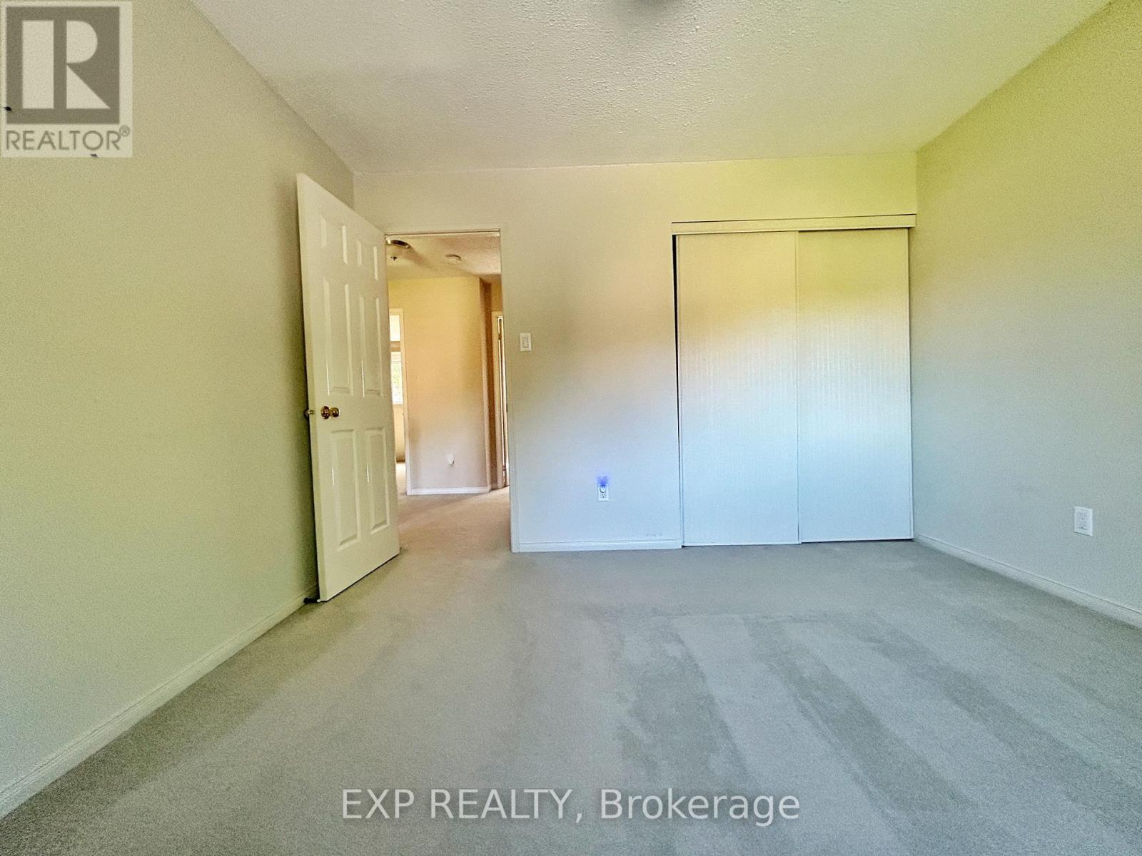 23 Haskell Crescent, Aurora, ON - Indoor Photo Showing Other Room