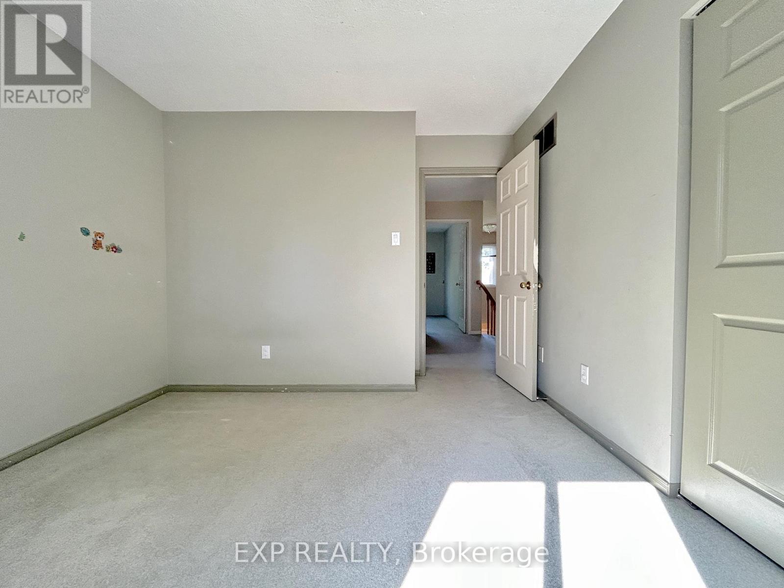 23 Haskell Crescent, Aurora, ON - Indoor Photo Showing Other Room