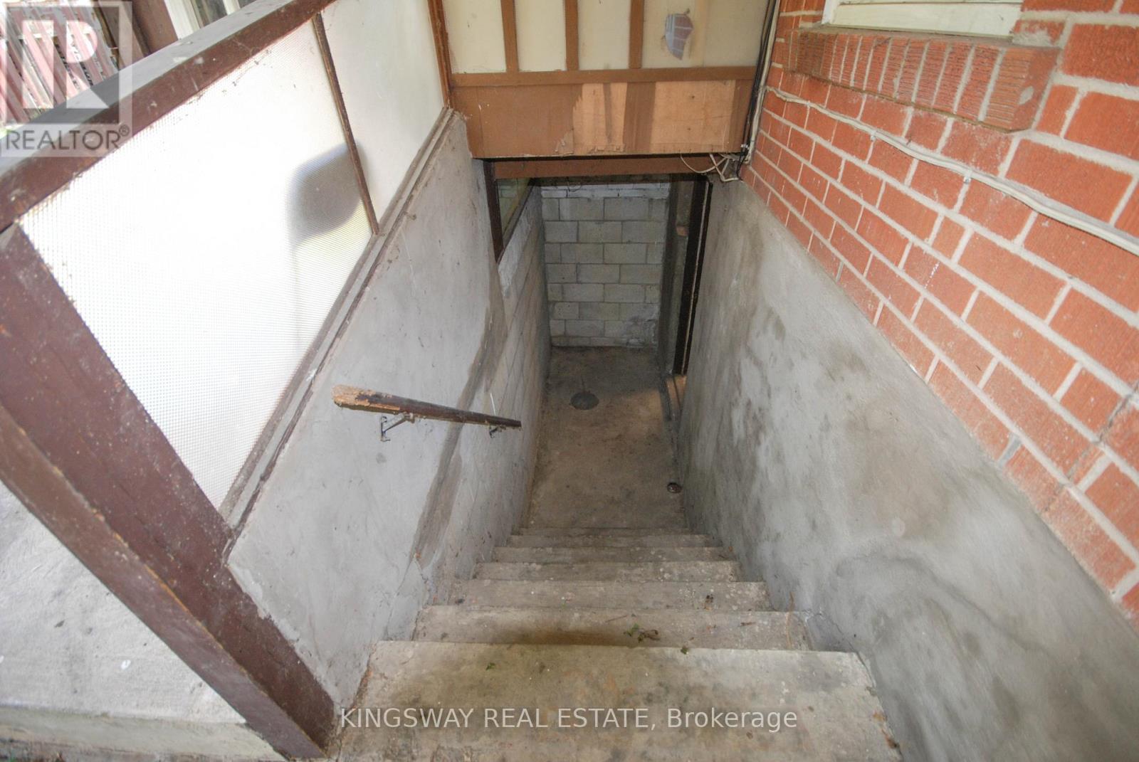 24 Archdekin Drive, Brampton, ON - Indoor Photo Showing Other Room