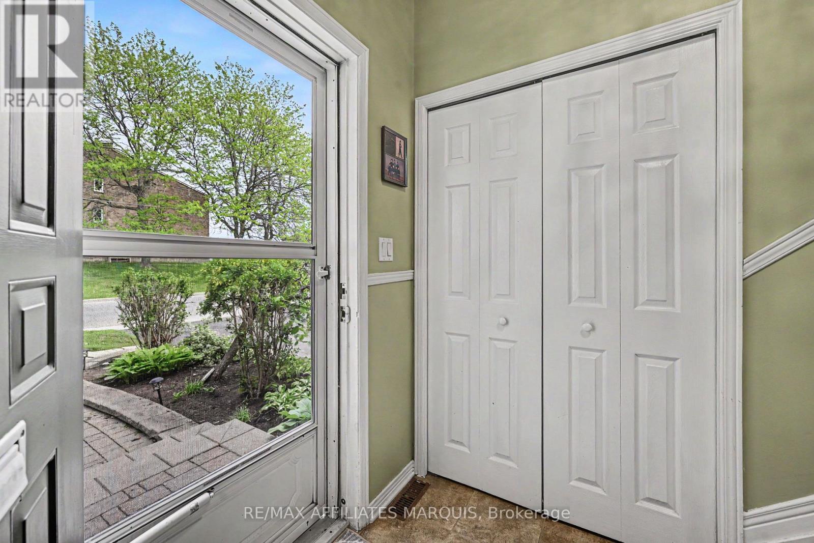 15 Pearl Street, Smiths Falls, ON - Indoor Photo Showing Other Room