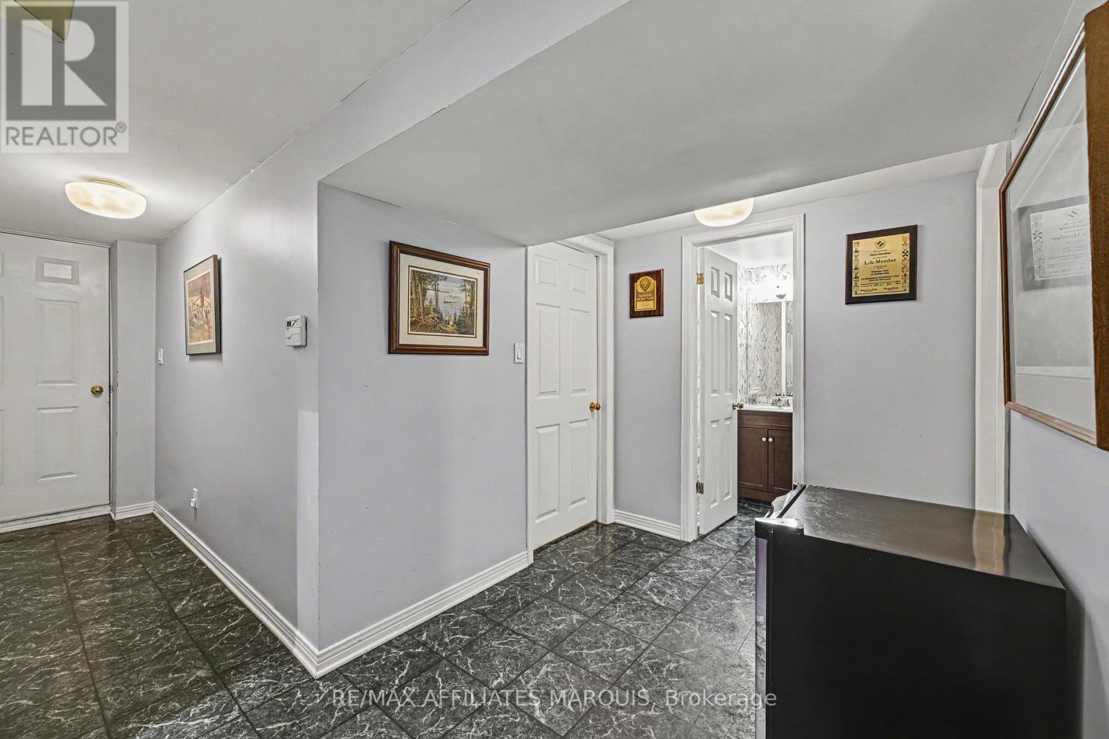 15 Pearl Street, Smiths Falls, ON - Indoor Photo Showing Other Room