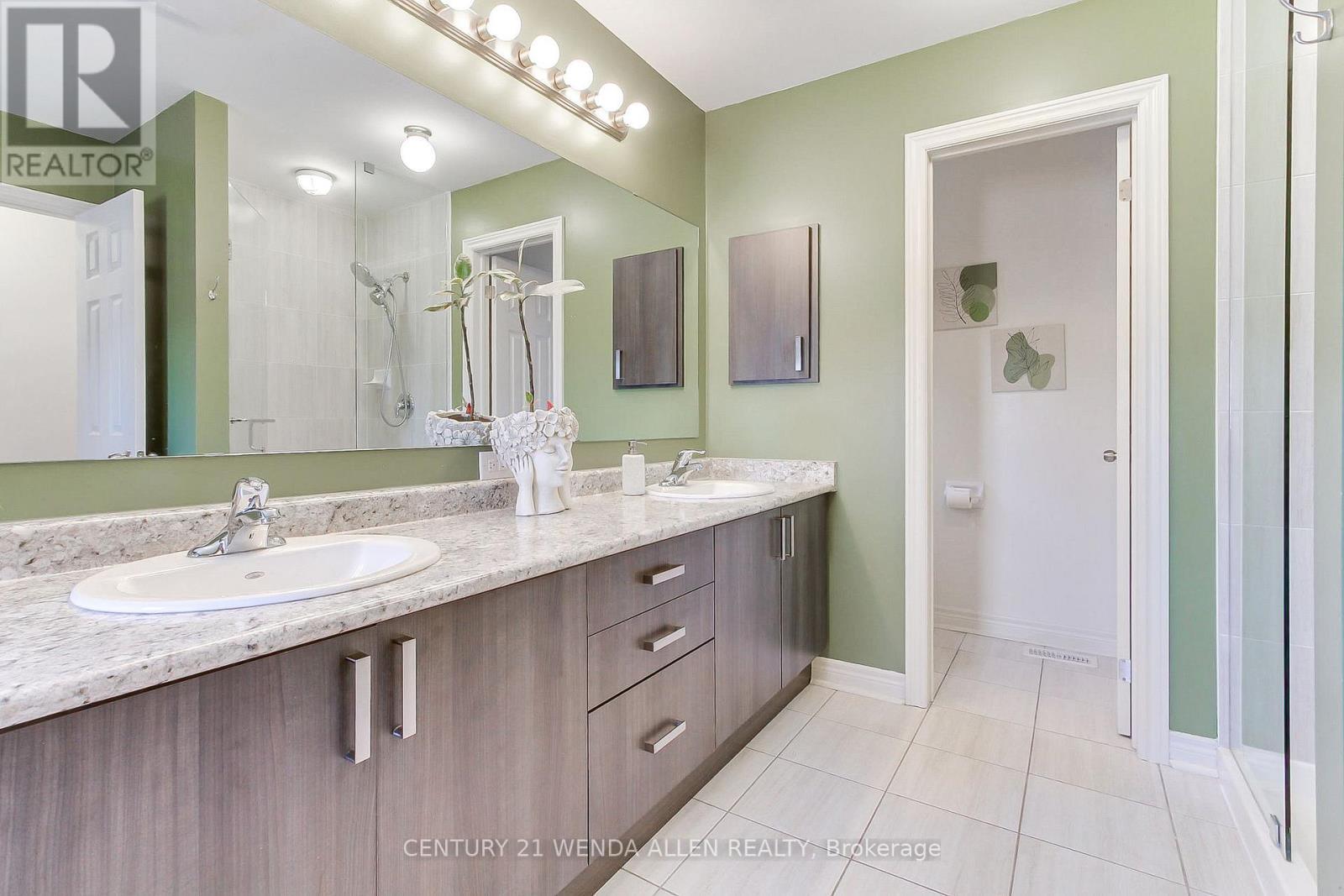 79 Jevons Drive, Ajax, ON - Indoor Photo Showing Bathroom