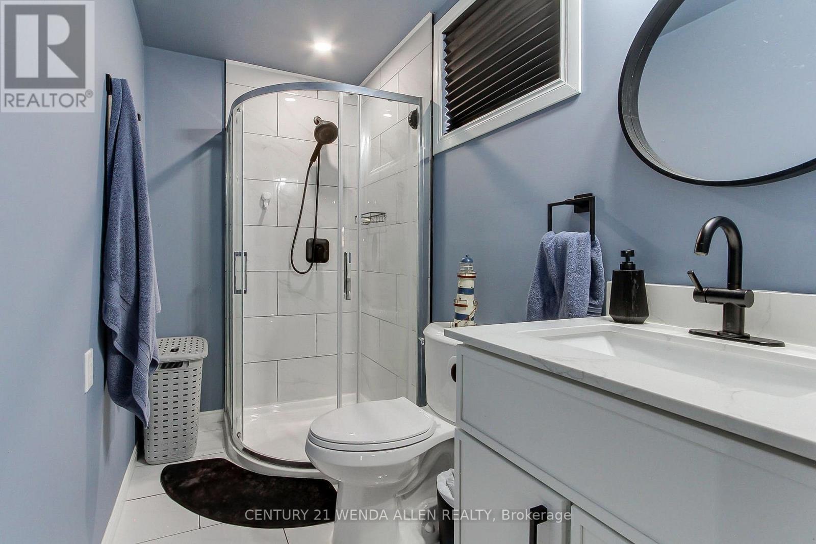 79 Jevons Drive, Ajax, ON - Indoor Photo Showing Bathroom