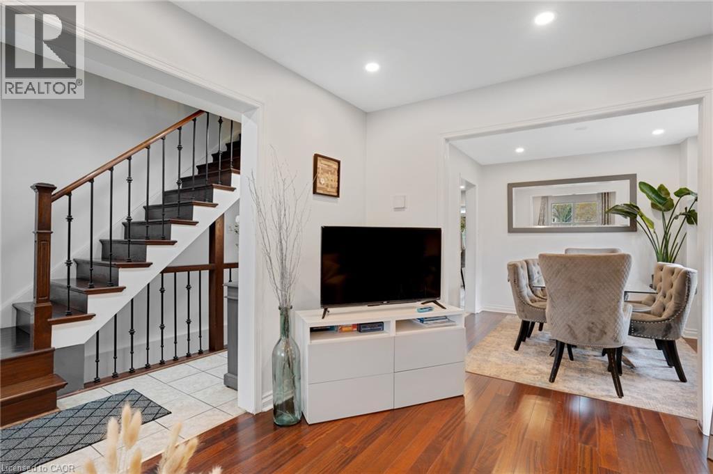 26 Telfer Court, Cambridge, ON - Indoor