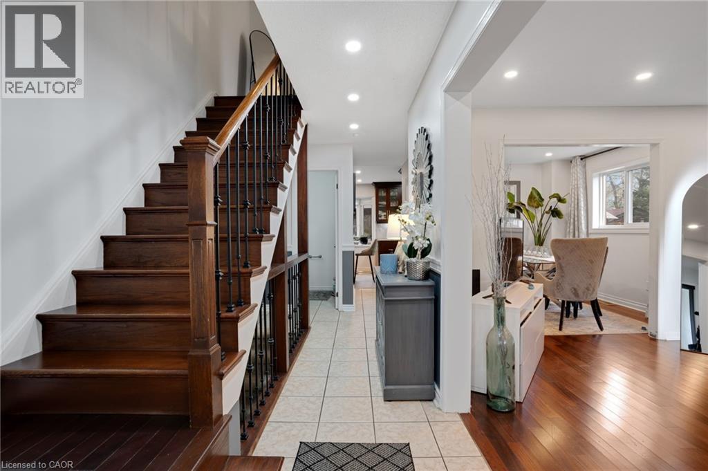 26 Telfer Court, Cambridge, ON - Indoor Photo Showing Other Room