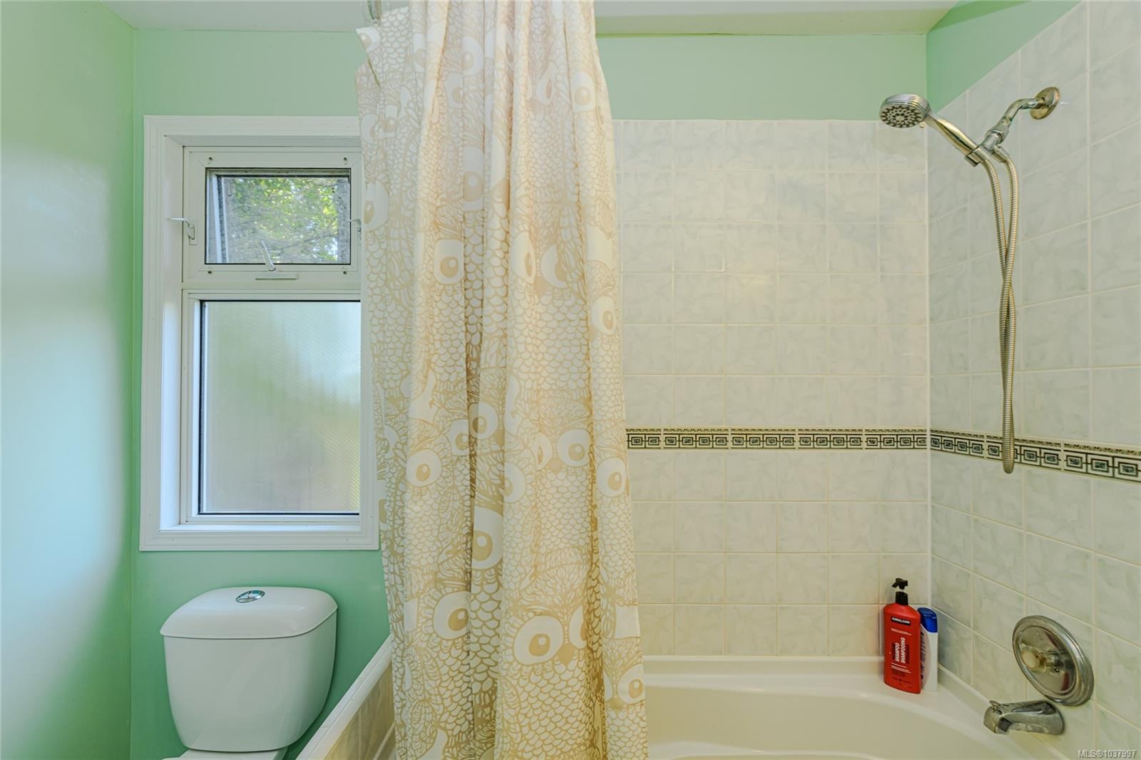105 Byron Rd, Salt Spring, BC