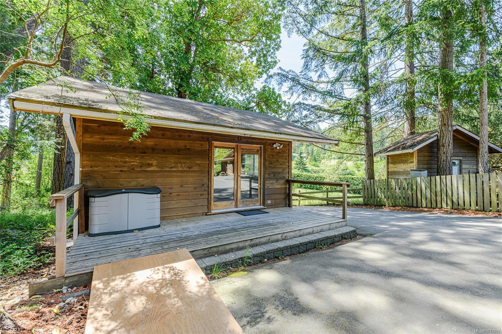 105 Byron Rd, Salt Spring, BC