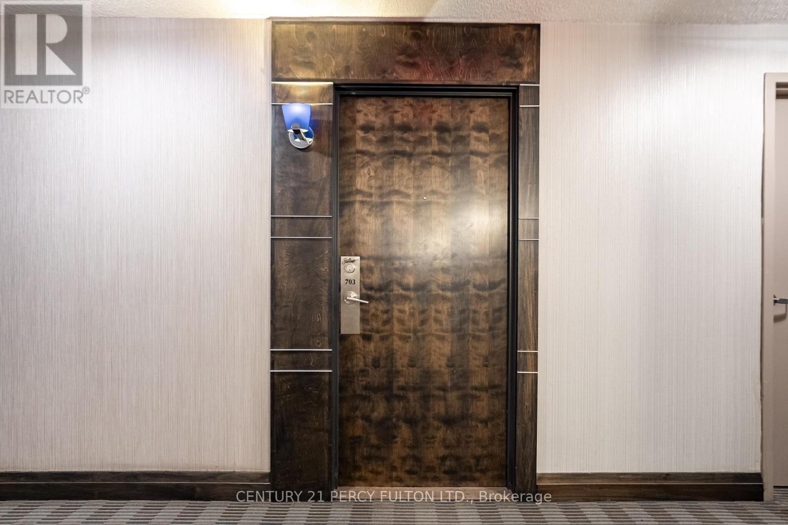 703 - 18 Harbour Street, Toronto, ON - Indoor Photo Showing Other Room