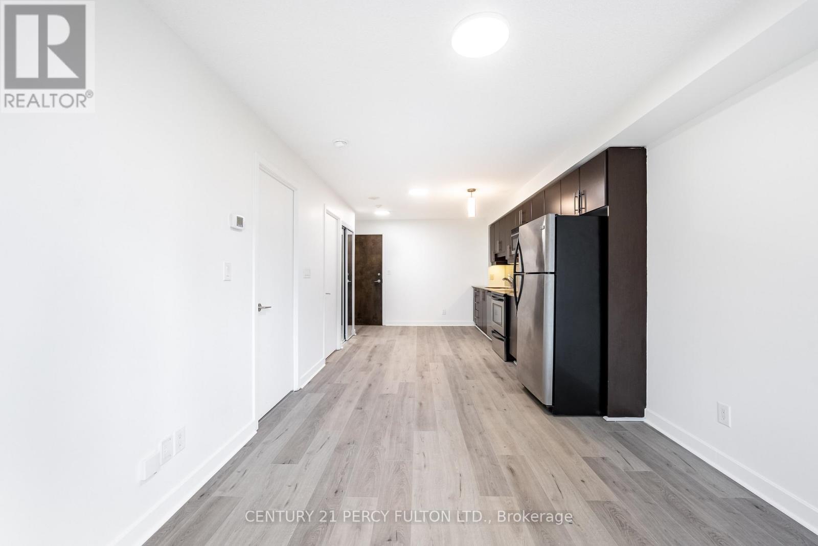 703 - 18 Harbour Street, Toronto, ON - Indoor