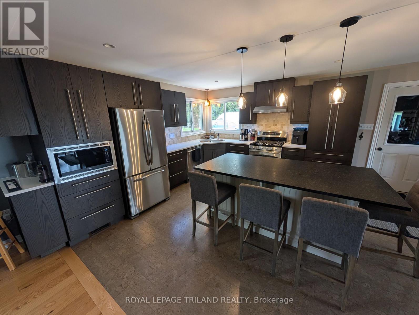 46930 SPARTA LINE - KITCHEN - 46930 Sparta Line, Central Elgin, ON - Indoor Photo Showing Kitchen