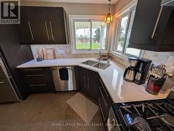 46930 SPARTA LINE - KITCHEN -