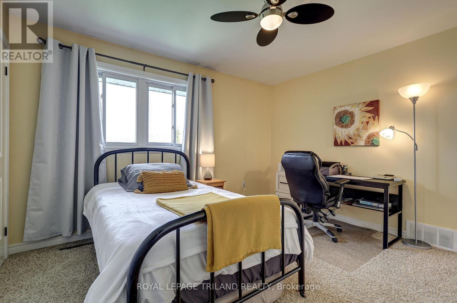 46930 SPARTA LINE - BED - 46930 Sparta Line, Central Elgin, ON - Indoor Photo Showing Bedroom