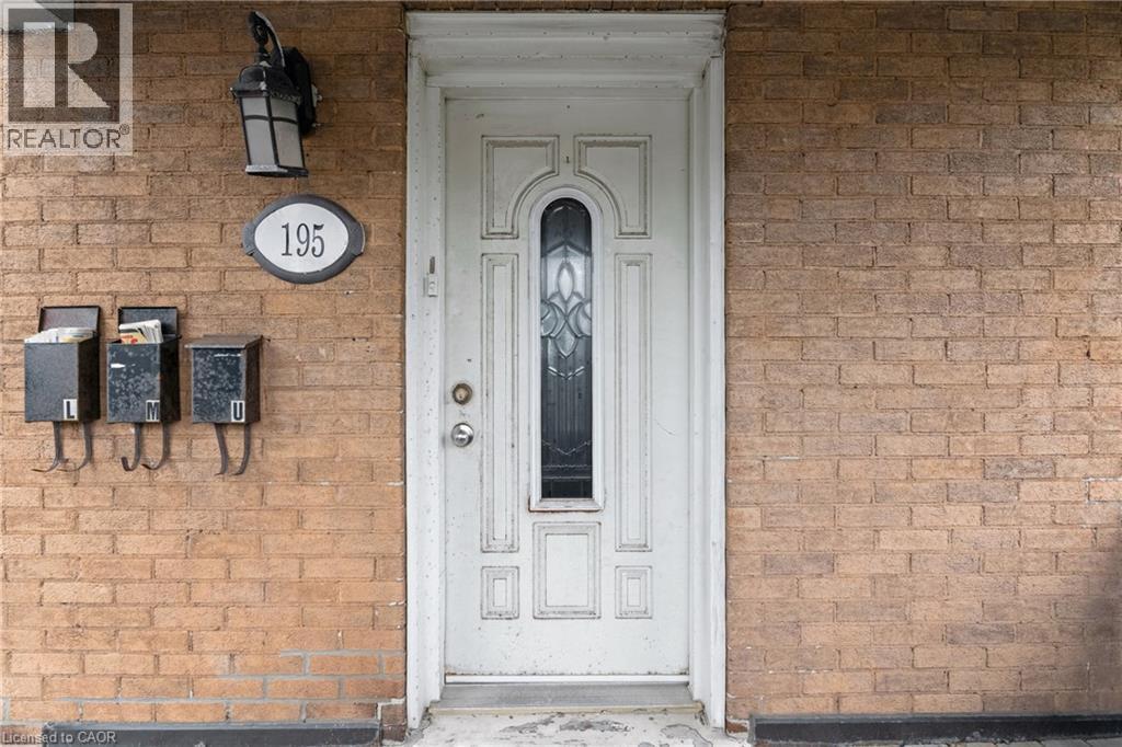195 Victoria Street N, Kitchener, ON - Outdoor
