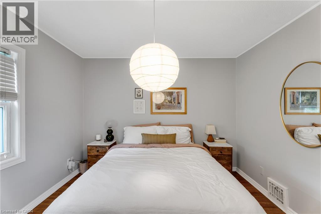 195 Victoria Street N, Kitchener, ON - Indoor Photo Showing Bedroom