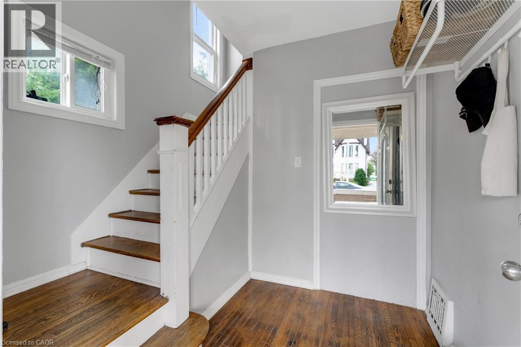 195 Victoria Street N, Kitchener, ON - Indoor Photo Showing Other Room
