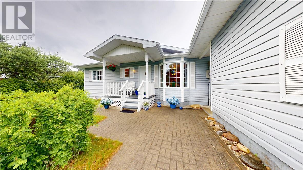 12 Islandview, Mindemoya, ON - Outdoor
