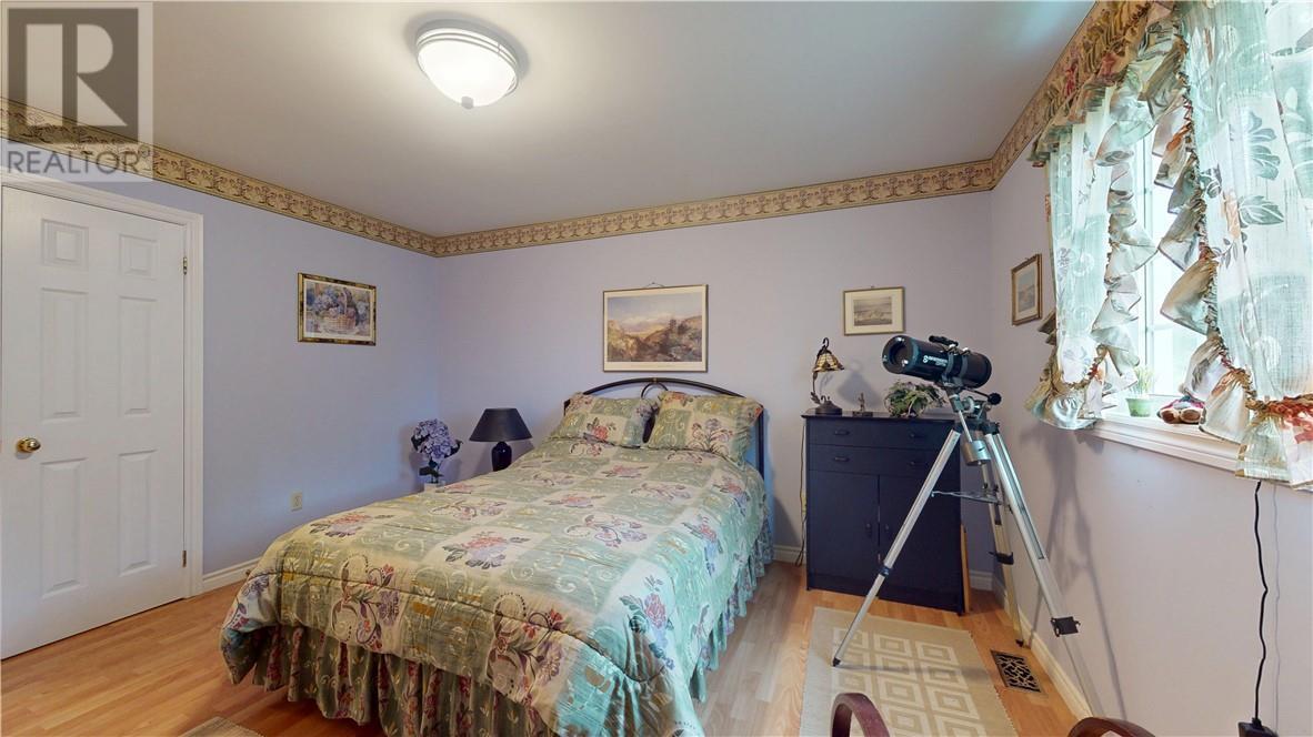 12 Islandview, Mindemoya, ON - Indoor Photo Showing Bedroom