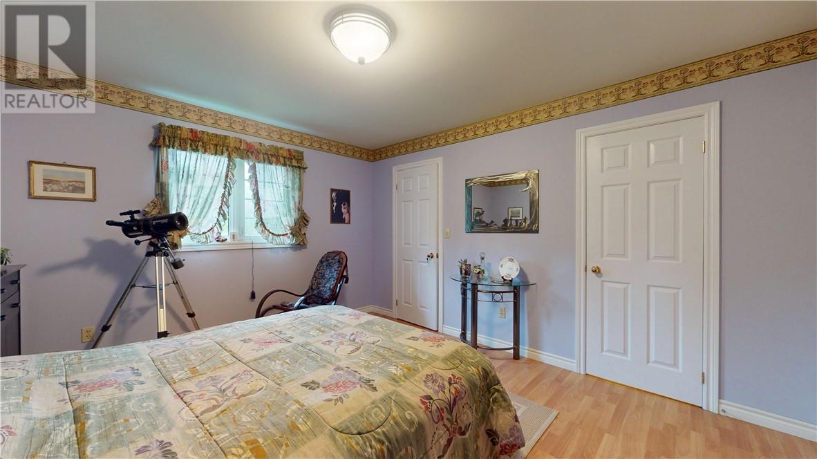 12 Islandview, Mindemoya, ON - Indoor Photo Showing Bedroom