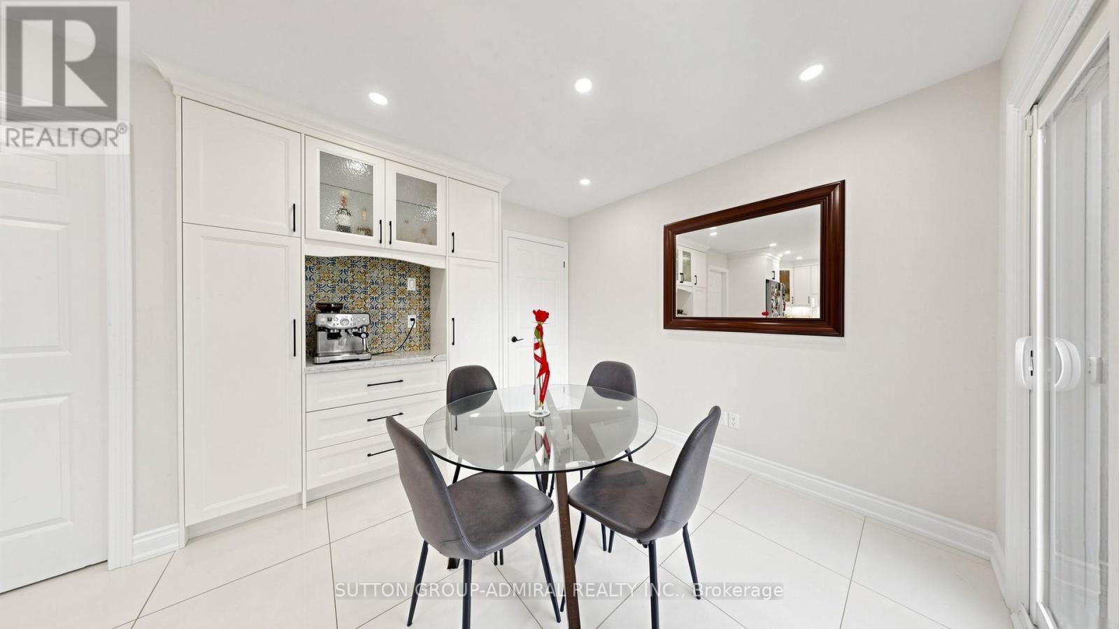 32 Northwood Drive, Toronto, ON
