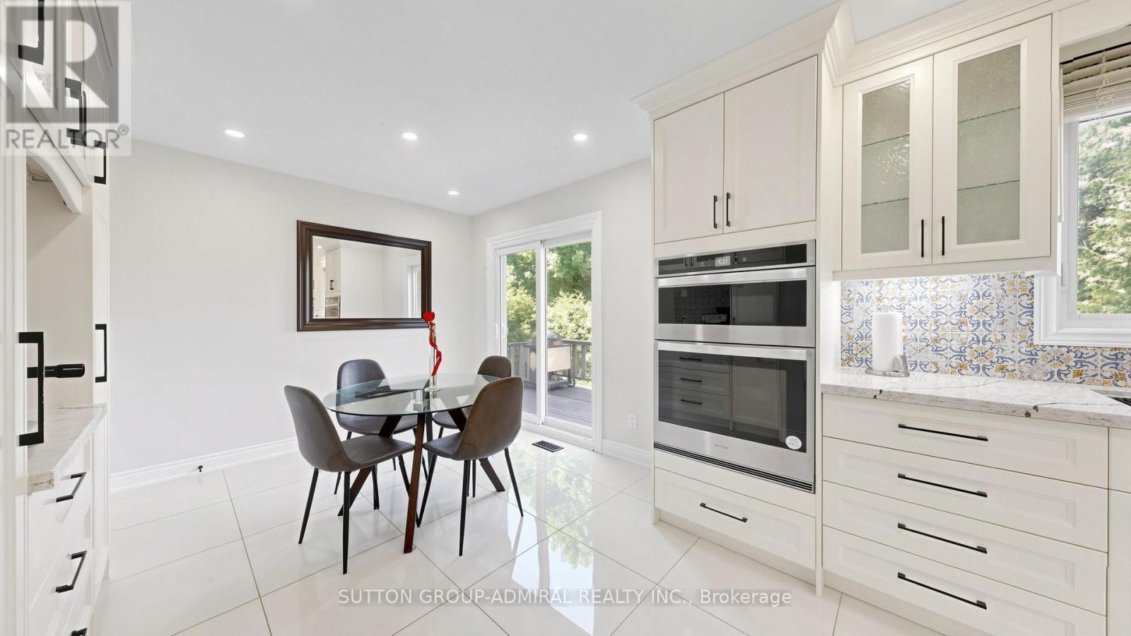 32 Northwood Drive, Toronto, ON
