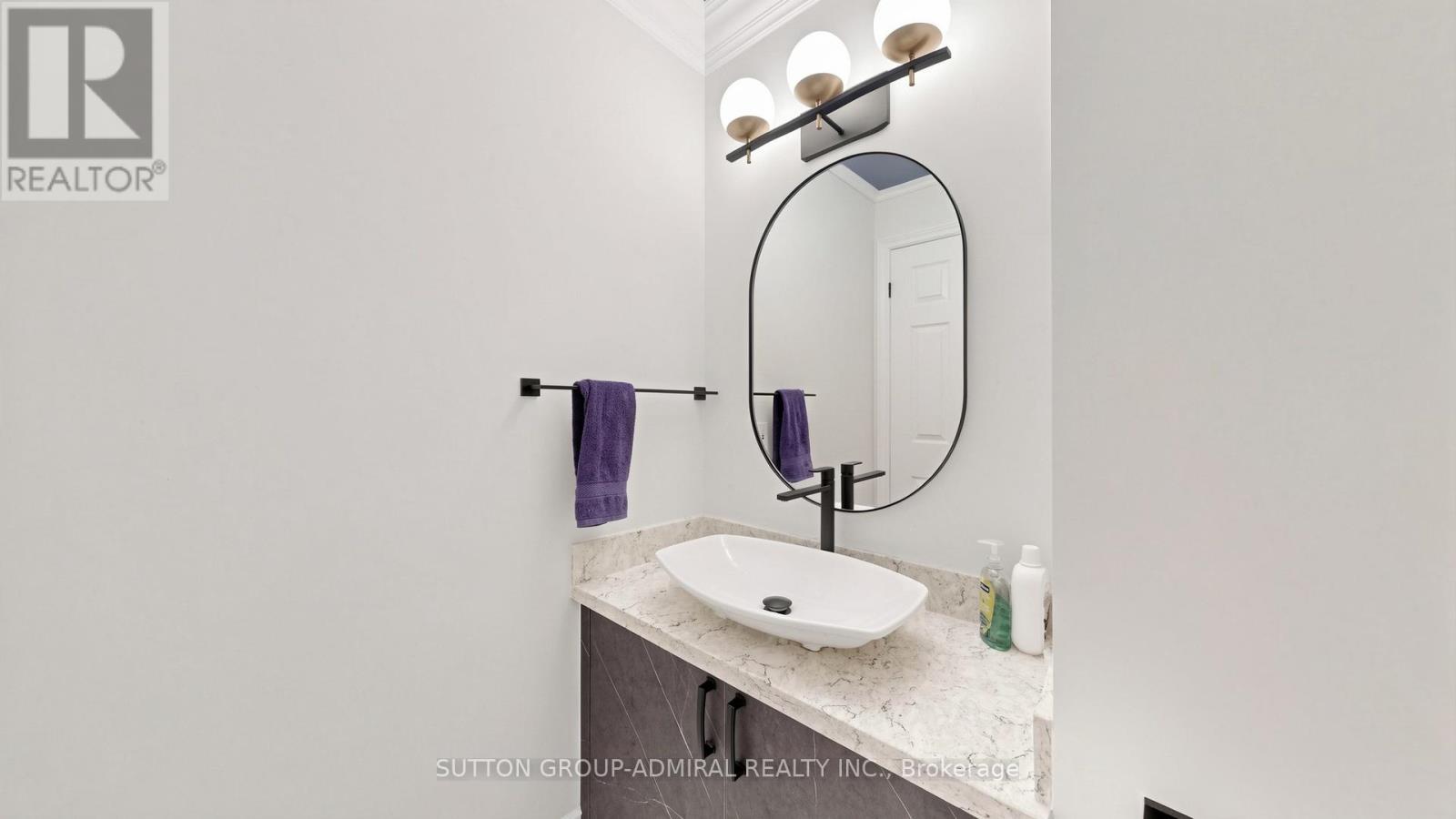 32 Northwood Drive, Toronto, ON