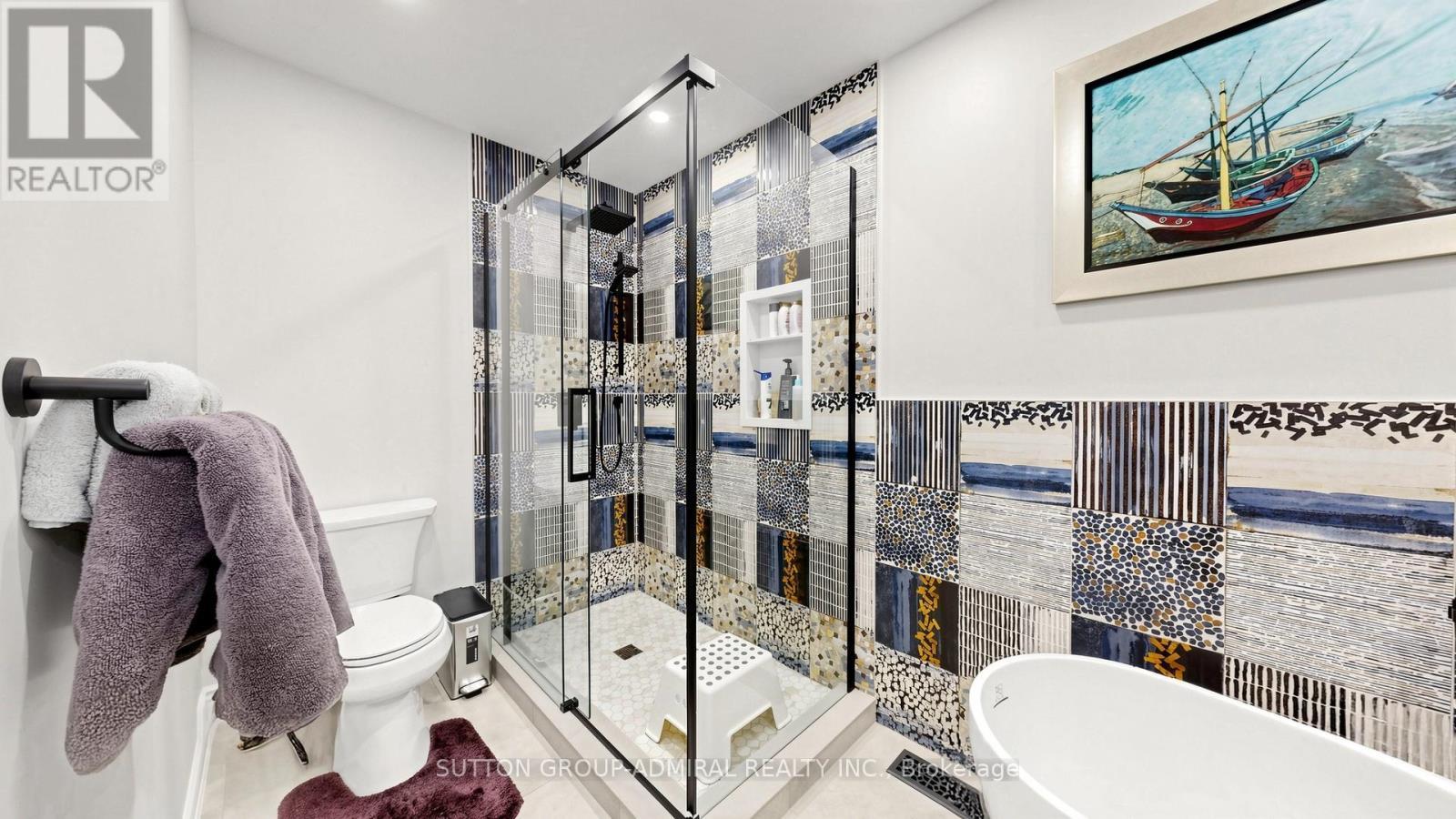 32 Northwood Drive, Toronto, ON