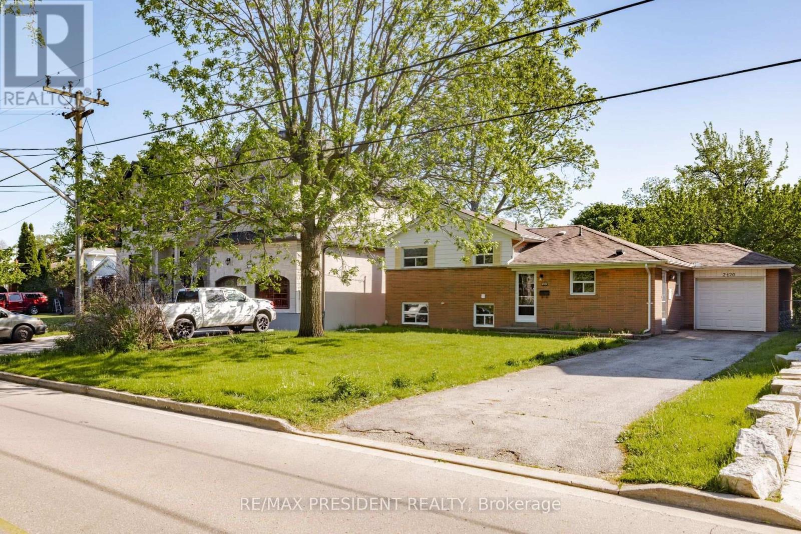 2420 Edenhurst Drive, Mississauga, ON - Outdoor