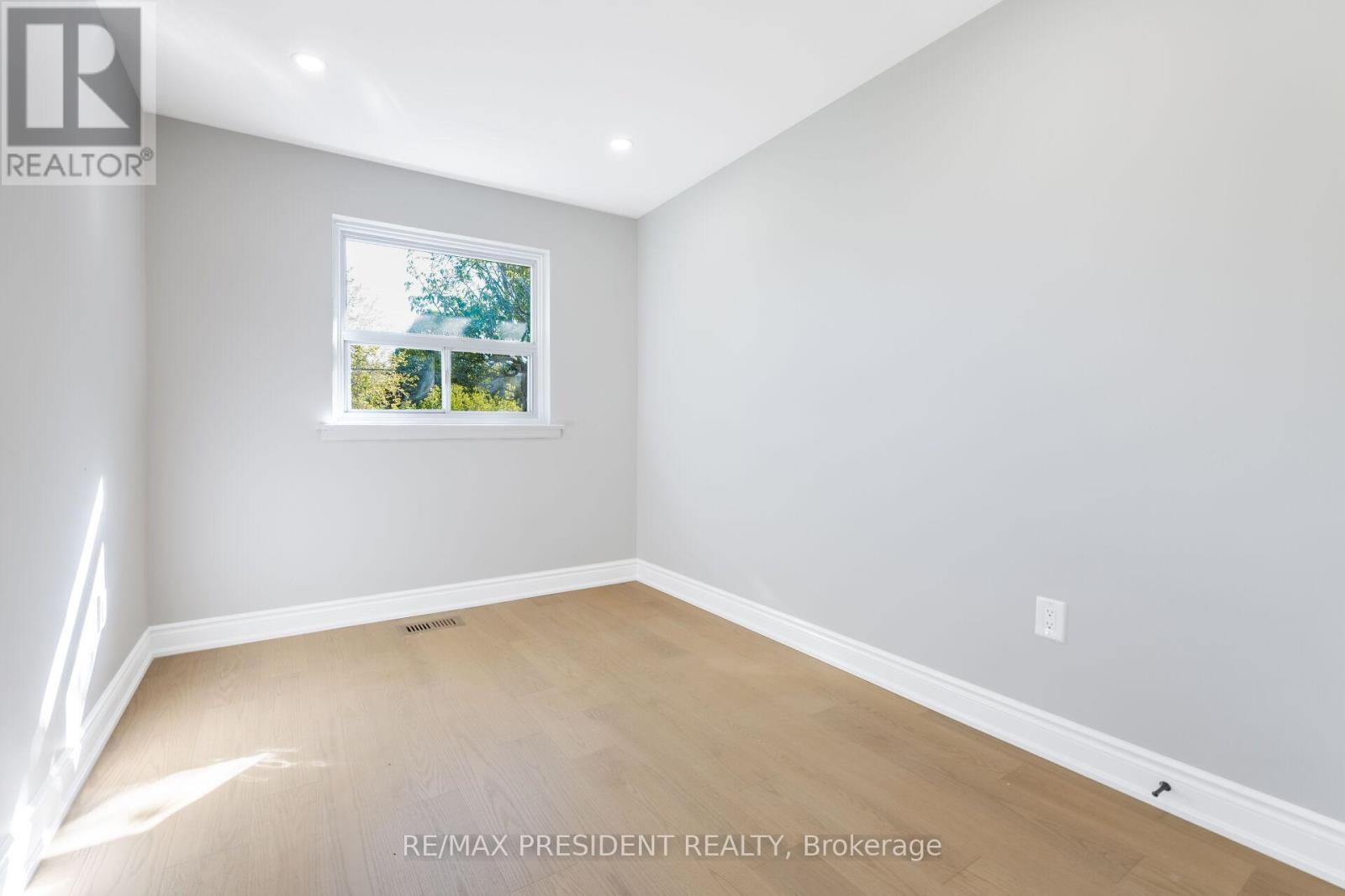 2420 Edenhurst Drive, Mississauga, ON - Indoor Photo Showing Other Room