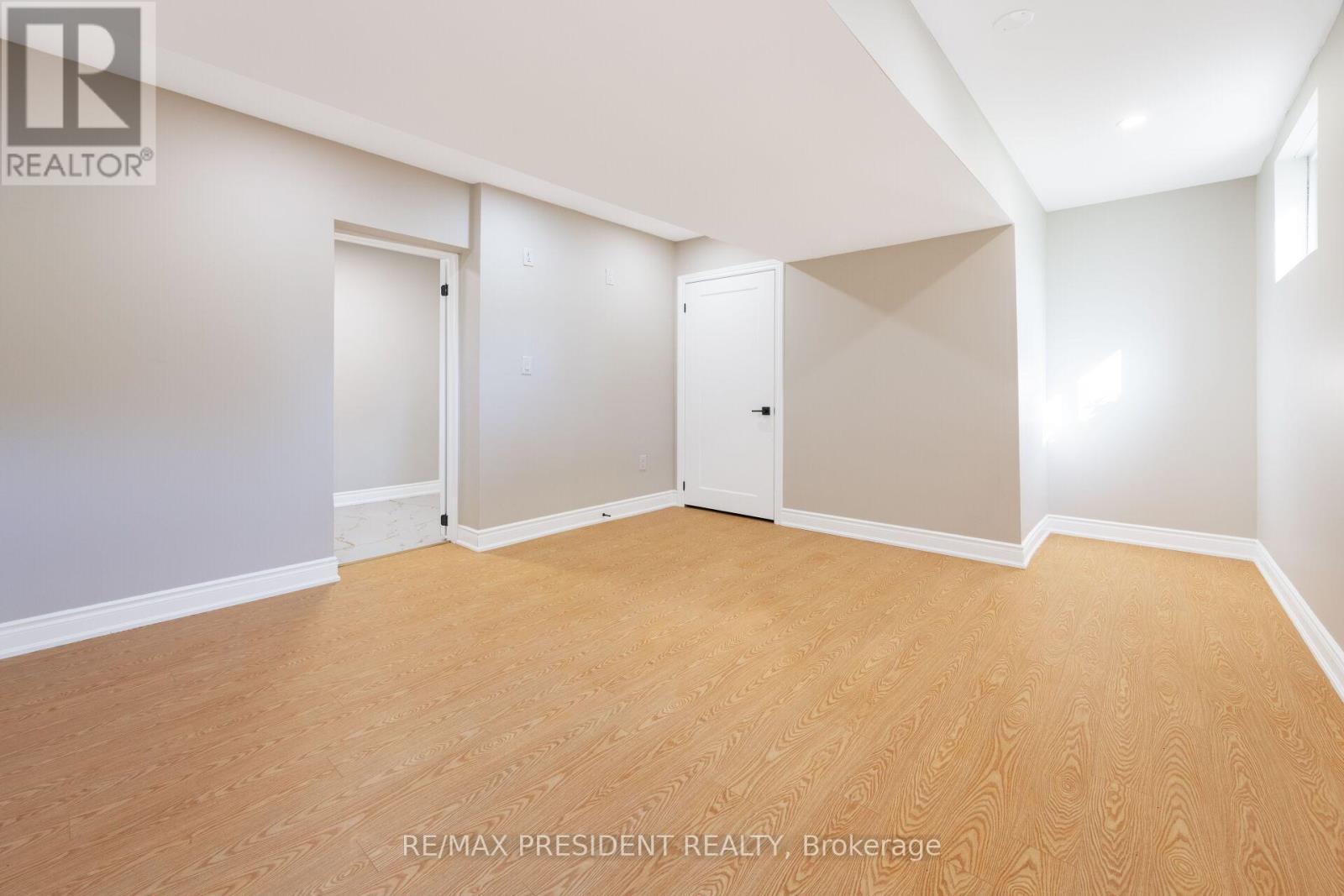 2420 Edenhurst Drive, Mississauga, ON - Indoor Photo Showing Other Room