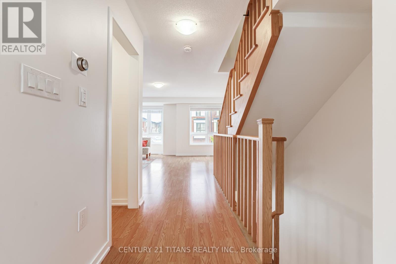 1320 Bradenton Path, Oshawa, ON - Indoor Photo Showing Other Room
