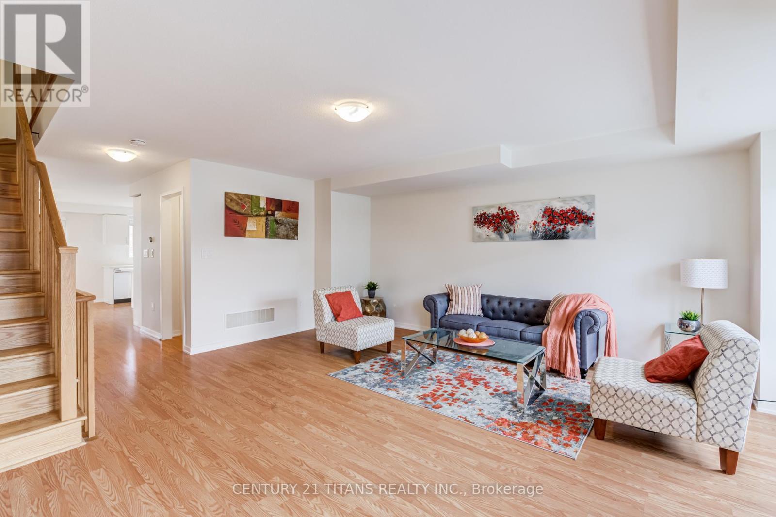 1320 Bradenton Path, Oshawa, ON - Indoor Photo Showing Other Room