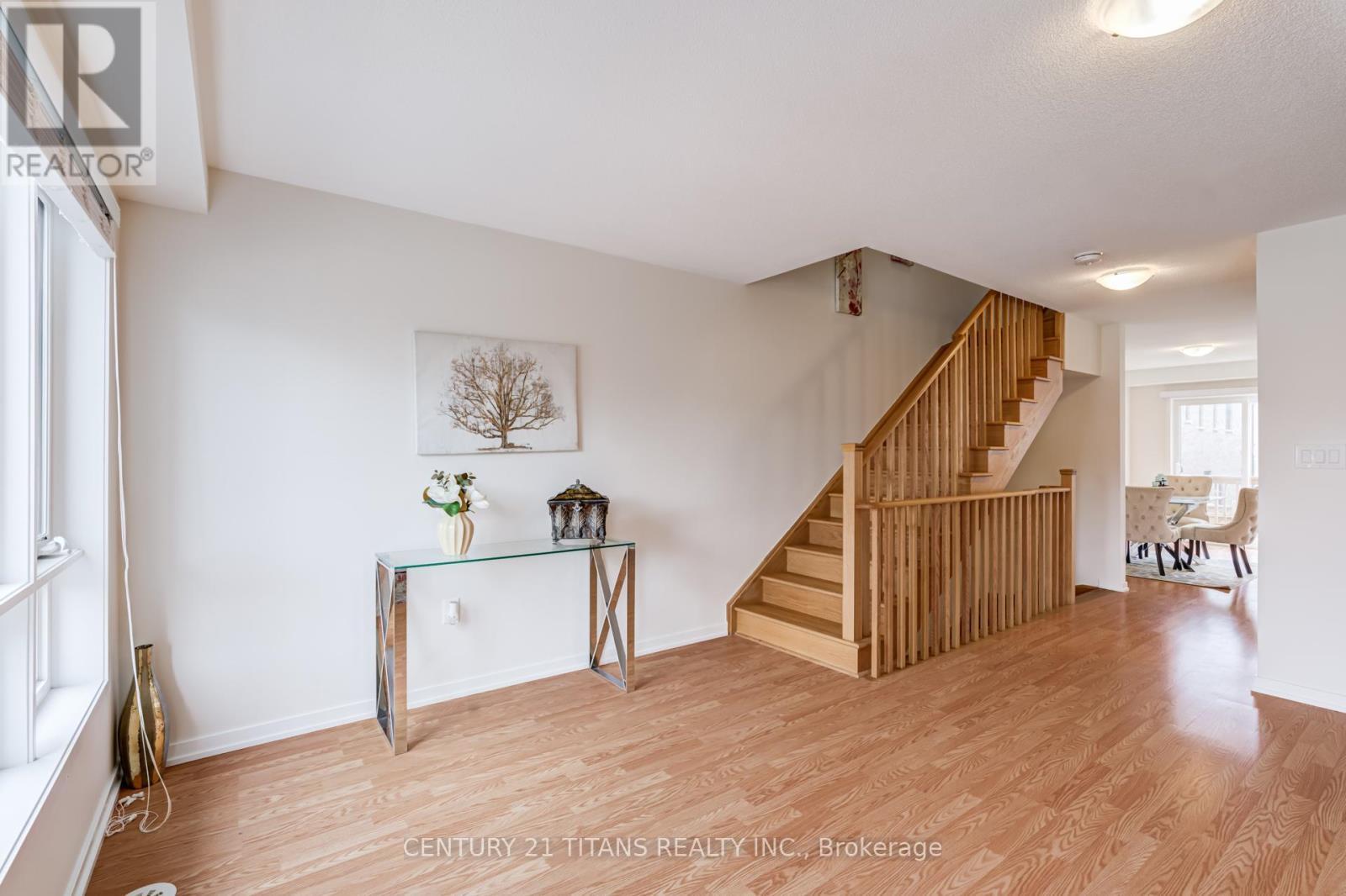 1320 Bradenton Path, Oshawa, ON - Indoor Photo Showing Other Room