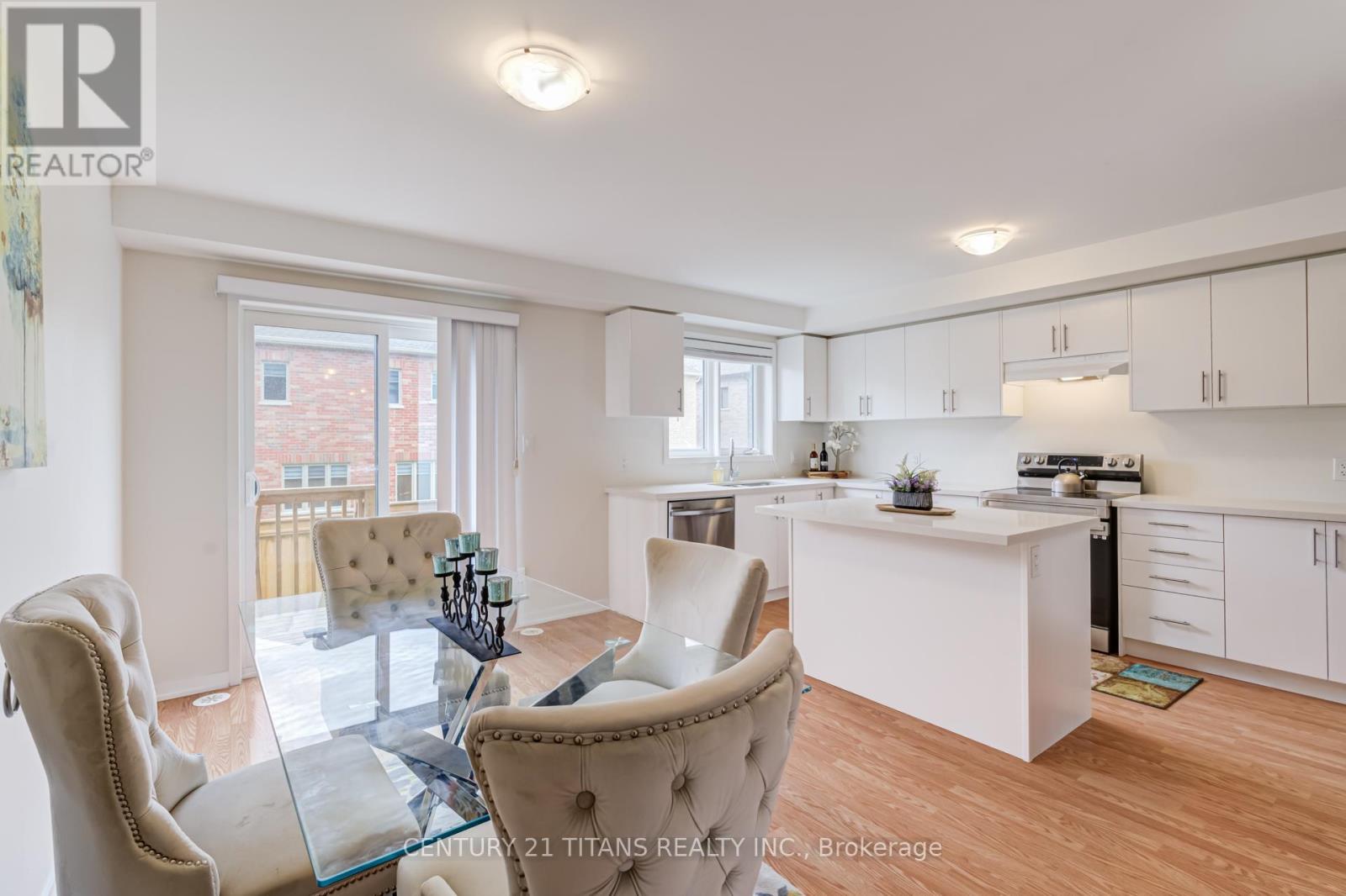 1320 Bradenton Path, Oshawa, ON - Indoor