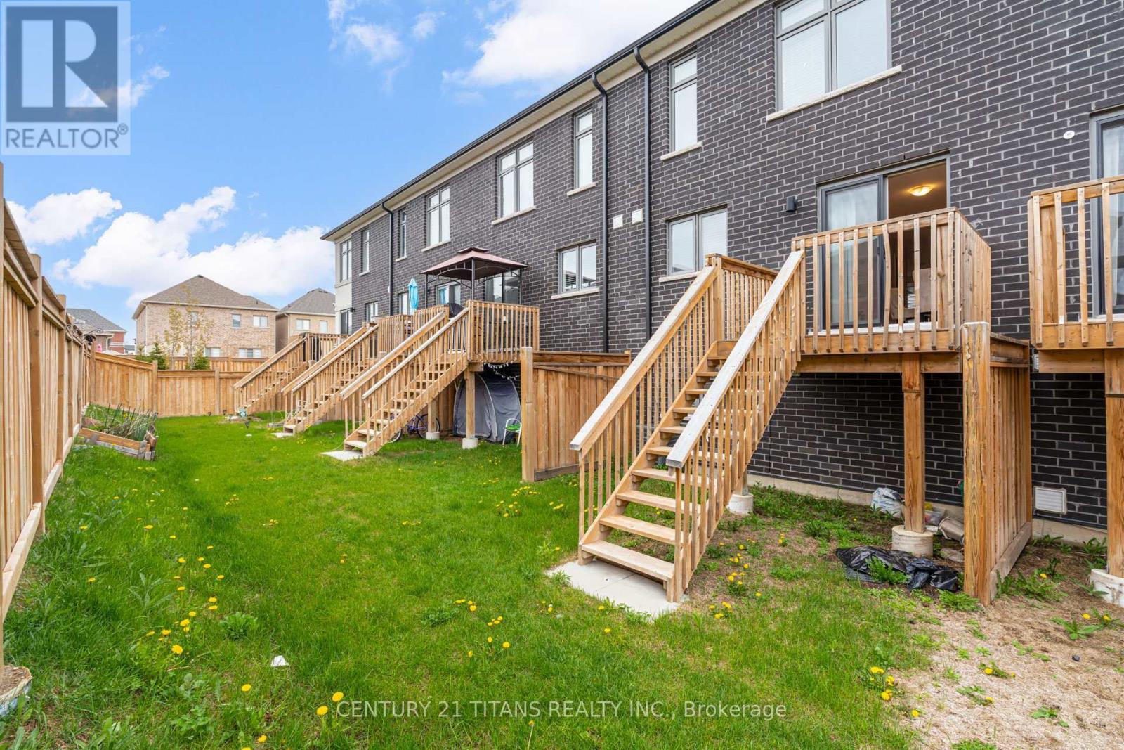 1320 Bradenton Path, Oshawa, ON - Outdoor With Deck Patio Veranda