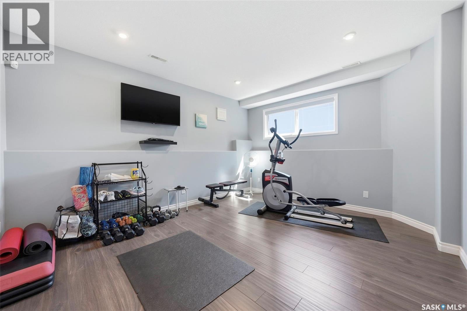 711 Sutter Crescent, Saskatoon, SK - Indoor Photo Showing Gym Room