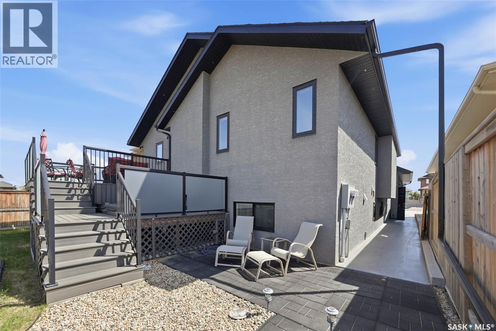 711 Sutter Crescent, Saskatoon, SK - Outdoor With Deck Patio Veranda With Exterior
