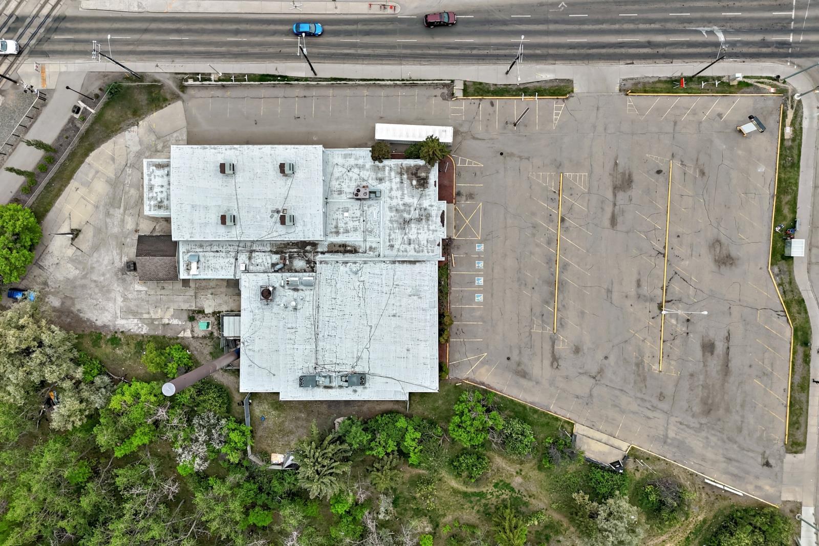 11150 82 St., N.W., Edmonton, AB