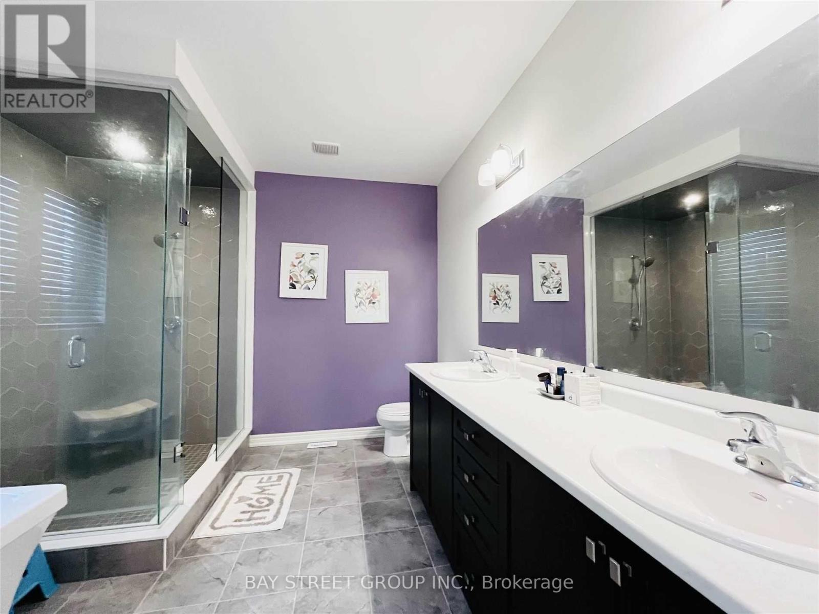 25 Mcisaac Drive, Springwater, ON - Indoor Photo Showing Bathroom