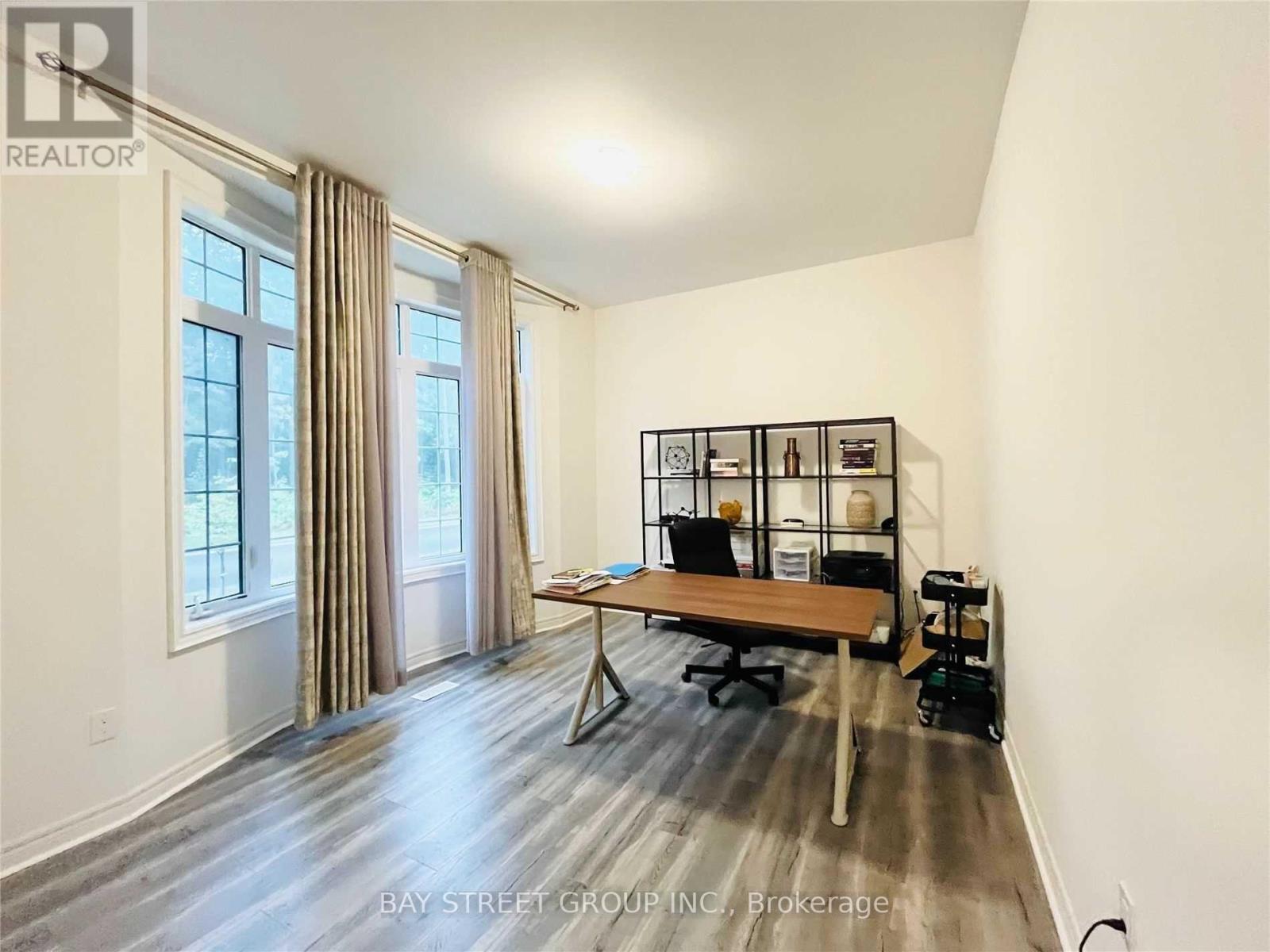25 Mcisaac Drive, Springwater, ON - Indoor