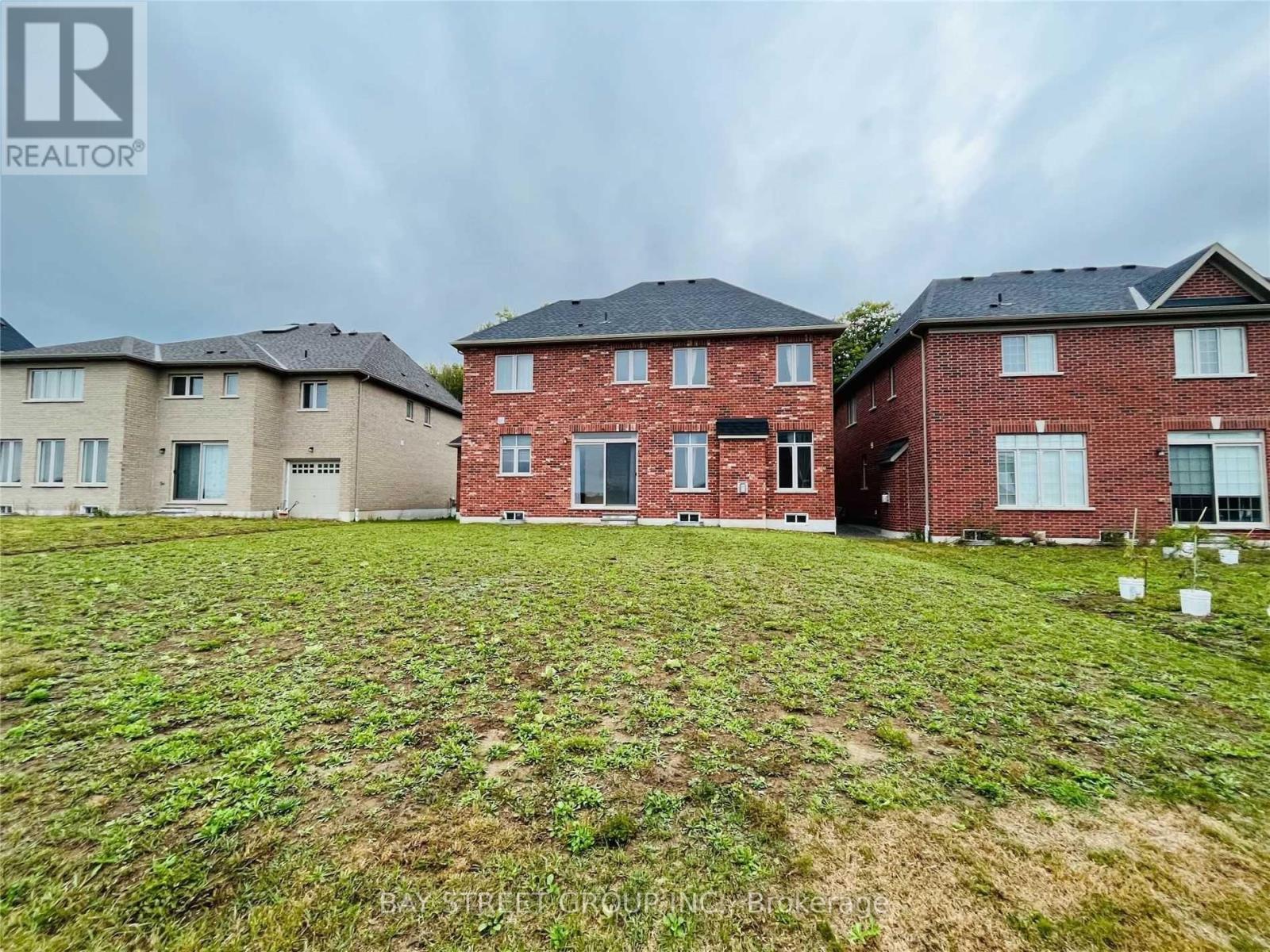 25 Mcisaac Drive, Springwater, ON - Outdoor With Exterior